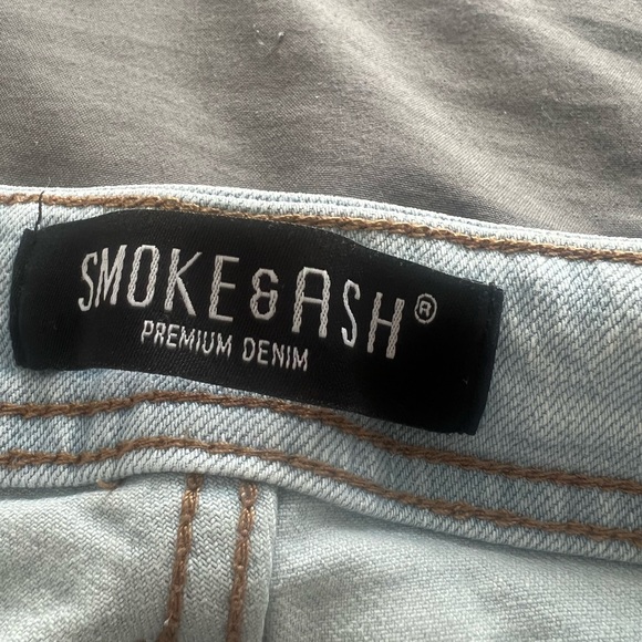 2 Pair of pants for men skinny fit 32 by 32 ( Each) “read description” - Picture 4 of 5